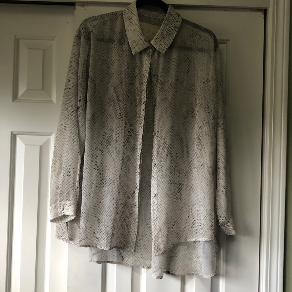 Long sleeve blouse